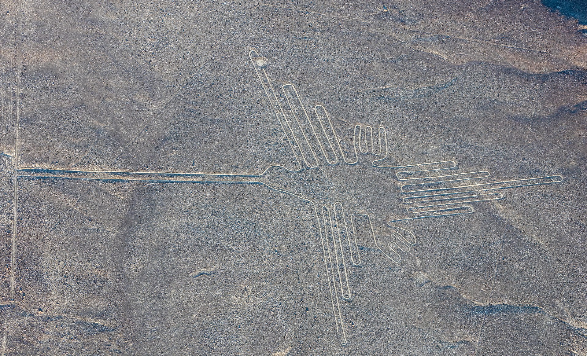5 Maravillas del Perú que Debes Visitar: Turismo y Cultura Inolvidable 2 Geoglifos de las Líneas de Nazca, antiguos dibujos en el desierto de Perú, patrimonio arqueológico de la humanidad