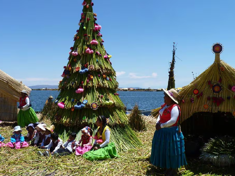 Christmas in Peru: Traditions, Traditional Food, and How It’s Celebrated 4 Christmas in Peru by region: coast, highlands, and jungle
