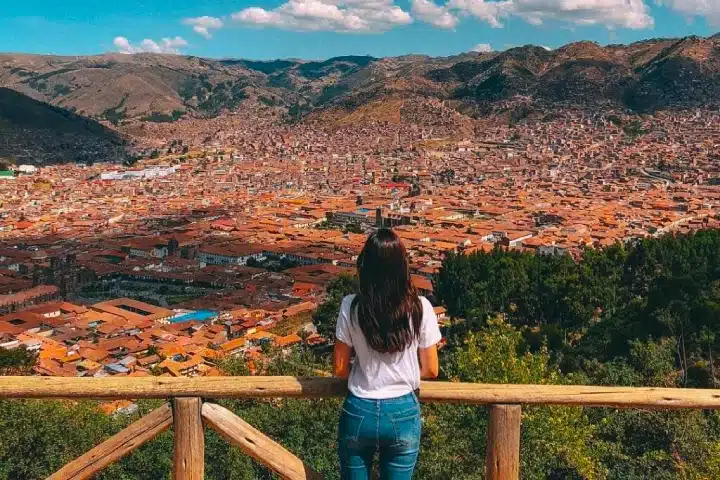 Mejores Miradores de Cusco: 8 lugares con las mejores vistas de Cusco 3 Panoramic view of Cusco from the Sacsayhuaman viewpoint