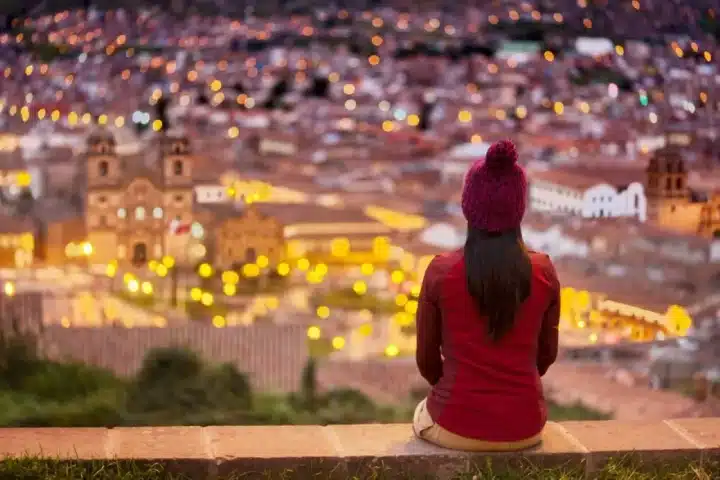 Mejores Miradores de Cusco: 8 lugares con las mejores vistas de Cusco 1 Night view of Cusco from San Cristobal viewpoint