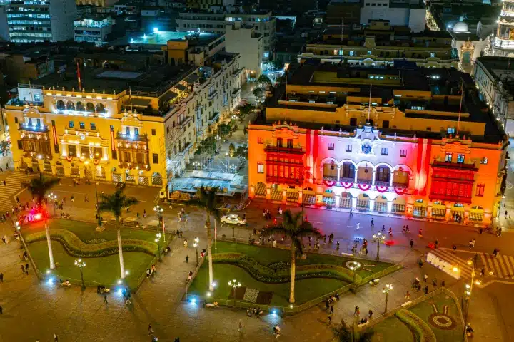Peru Independence Day: History, Traditions & Travel Guide 1 Plaza Mayor in Lima, where Peru's independence was proclaimed in 1821.